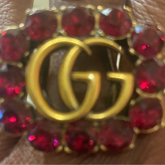 Authentic Gucci Bronze GG Marmount Ring with Interlocking Red Crystals. - Picture 2 of 4